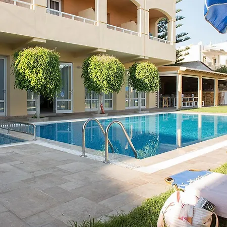 Olympia 3*